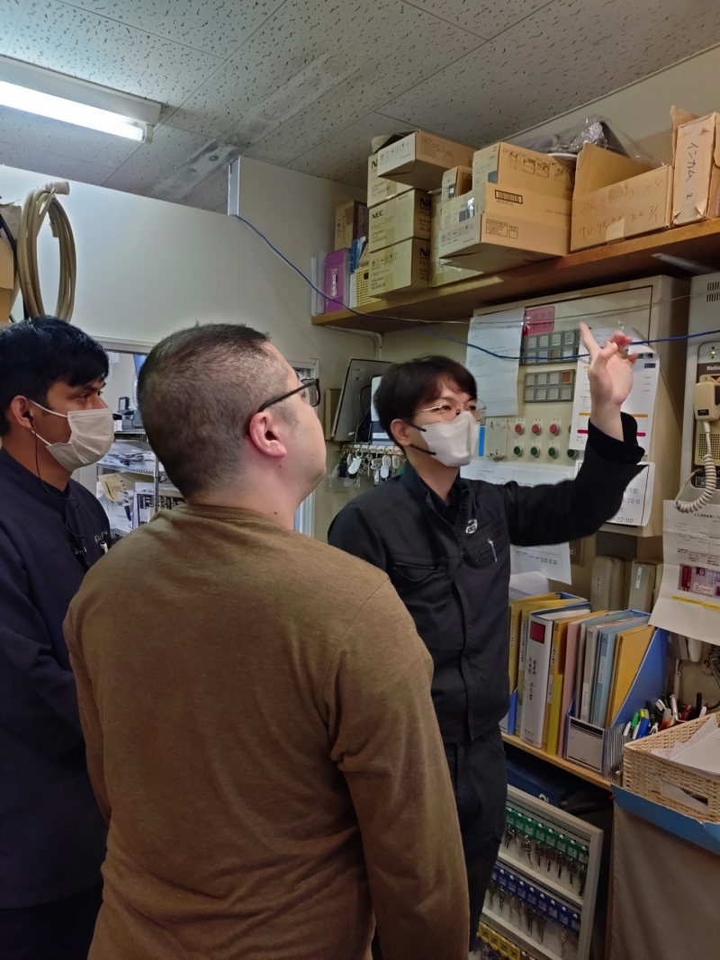 フロント火災報知器制御盤操作訓練中！