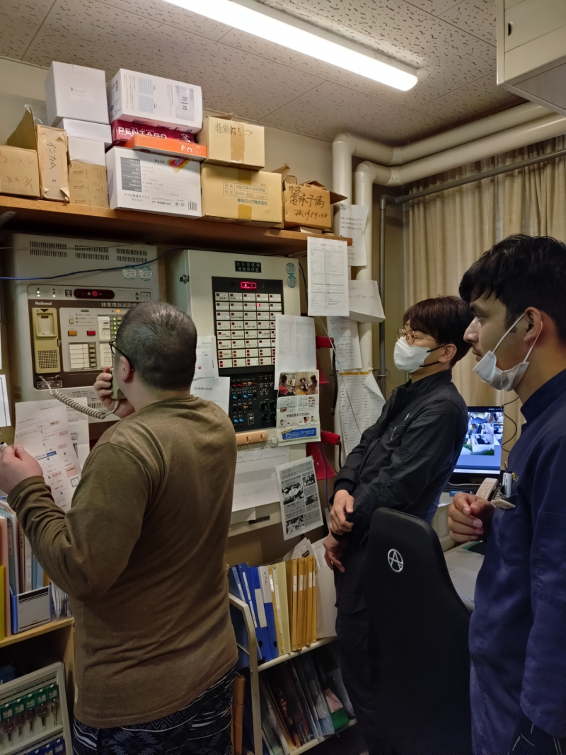 館内放送訓練中！「火事です。火事です。」